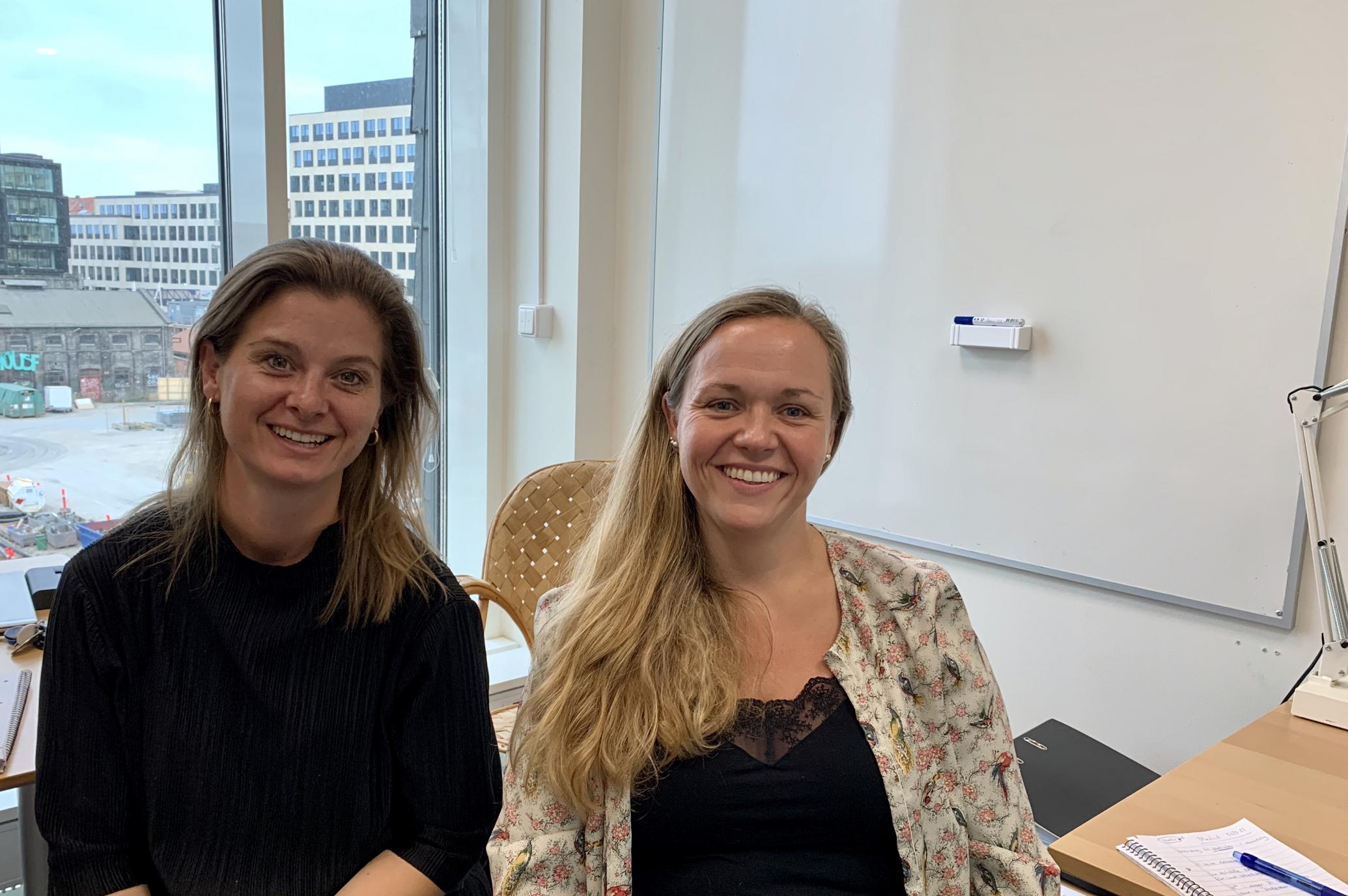 Mette Mondrup og Rose Heering, der er den første ansatte i projektet - foruden Mette selv.